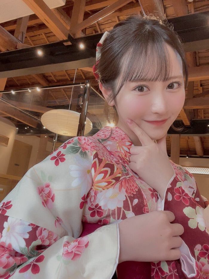 小野六花プロフィール画像1