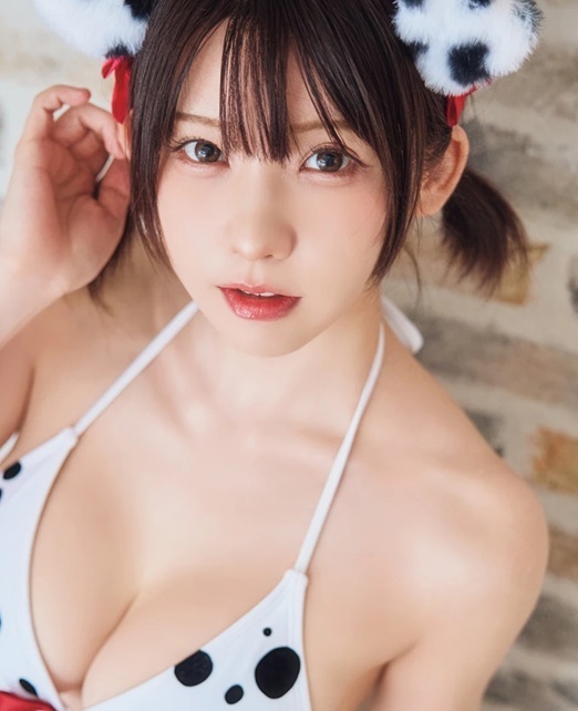えなこ「夢で逢えたら」【ヤングチャンピオンデジグラ】写真集3