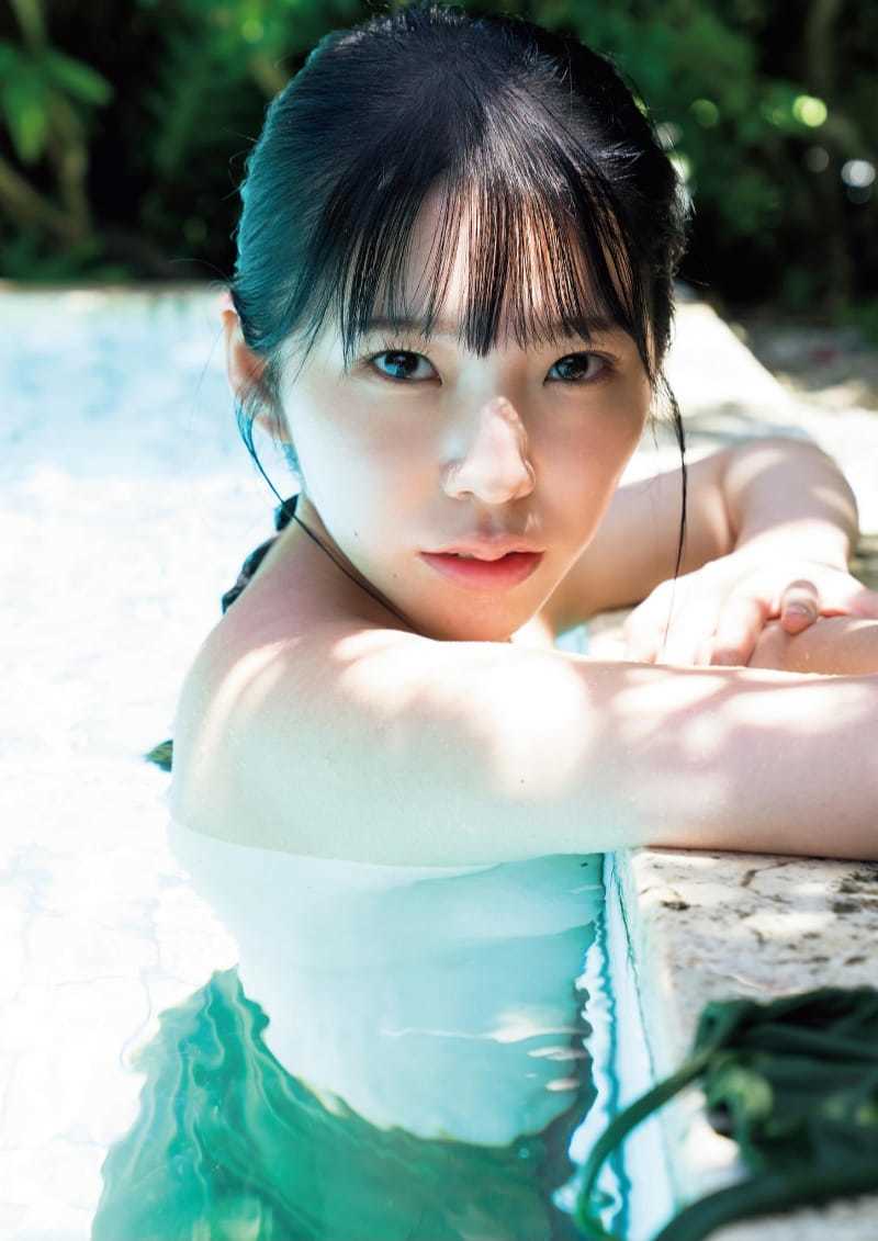 電子版限定特典画像付き 長澤茉里奈×長澤聖愛 W pocchi写真集表紙5