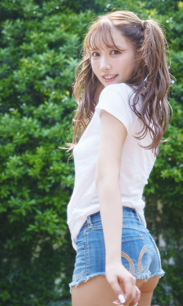 三上悠亜プロフィール画像1
