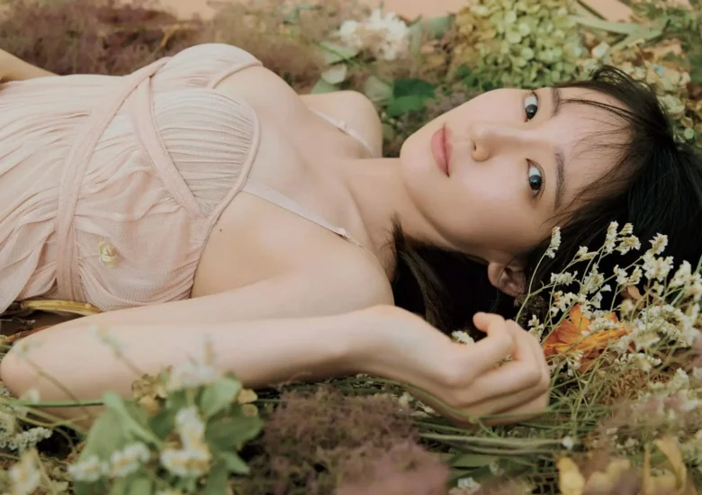 吉岡里帆プロフィール画像