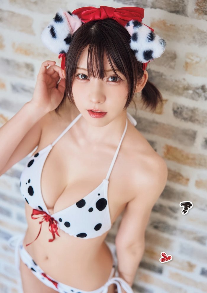 えなこ写真集『えなこcosplayer2』表紙3