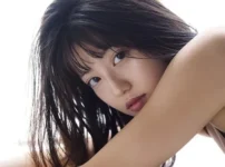 今田美桜写真集「スタミナ」表紙