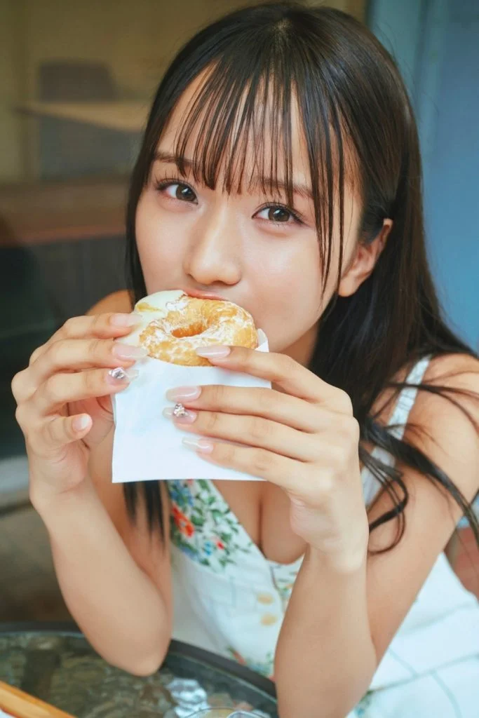 森脇梨々夏 デジタル写真集 ヤンチャな天使表紙1