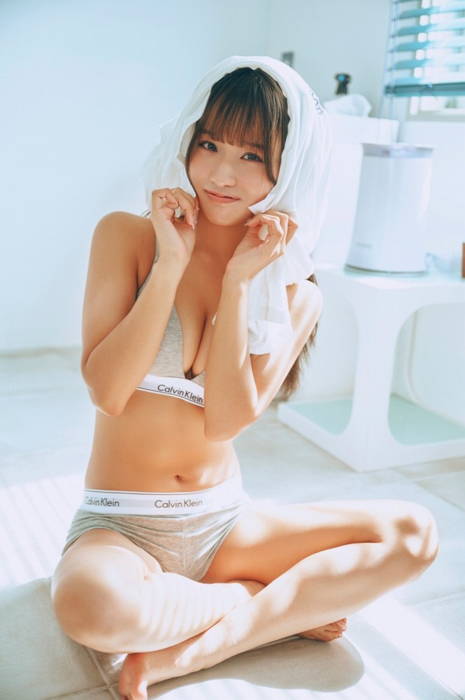 【DMM限定版】森脇梨々夏 デジタル写真集 スイートパンク表紙3
