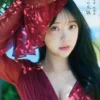 【デジタル限定豪華版30ページ増】堀未央奈写真集 深紅の余韻表紙